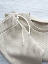 Load image into Gallery viewer, Joggers - Light Beige