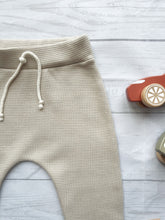 Load image into Gallery viewer, Joggers - Light Beige